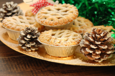 Christmas Treat – Shortbread and Mince Pies (Tuesday Parkside Pop Ups)