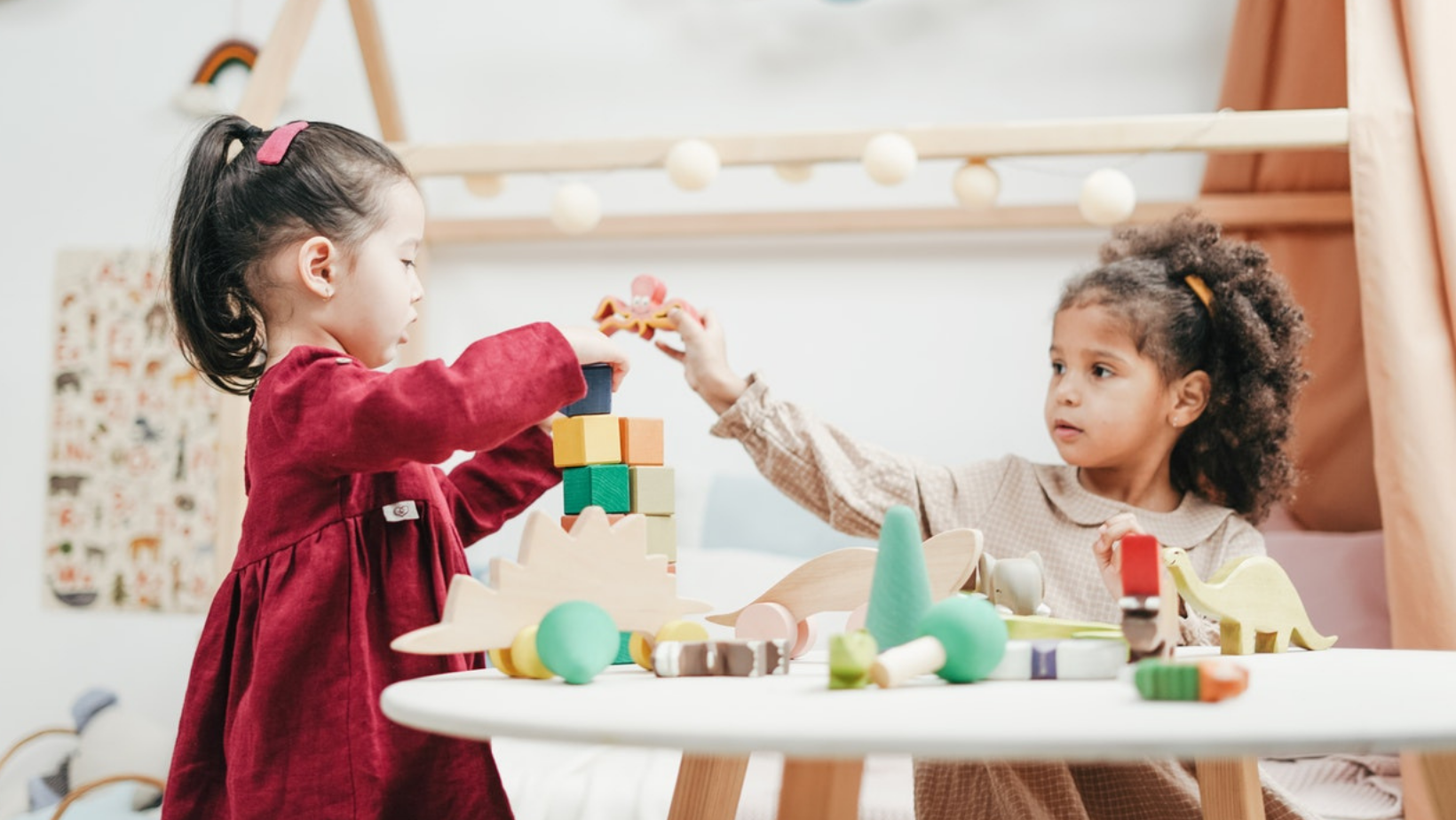 How to help develop your child’s pretend play skills
